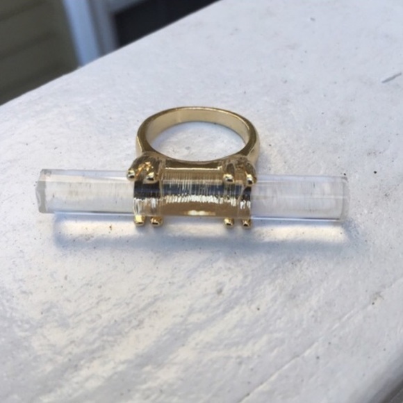 Fierce Gold Ring size 8 - Picture 2 of 3
